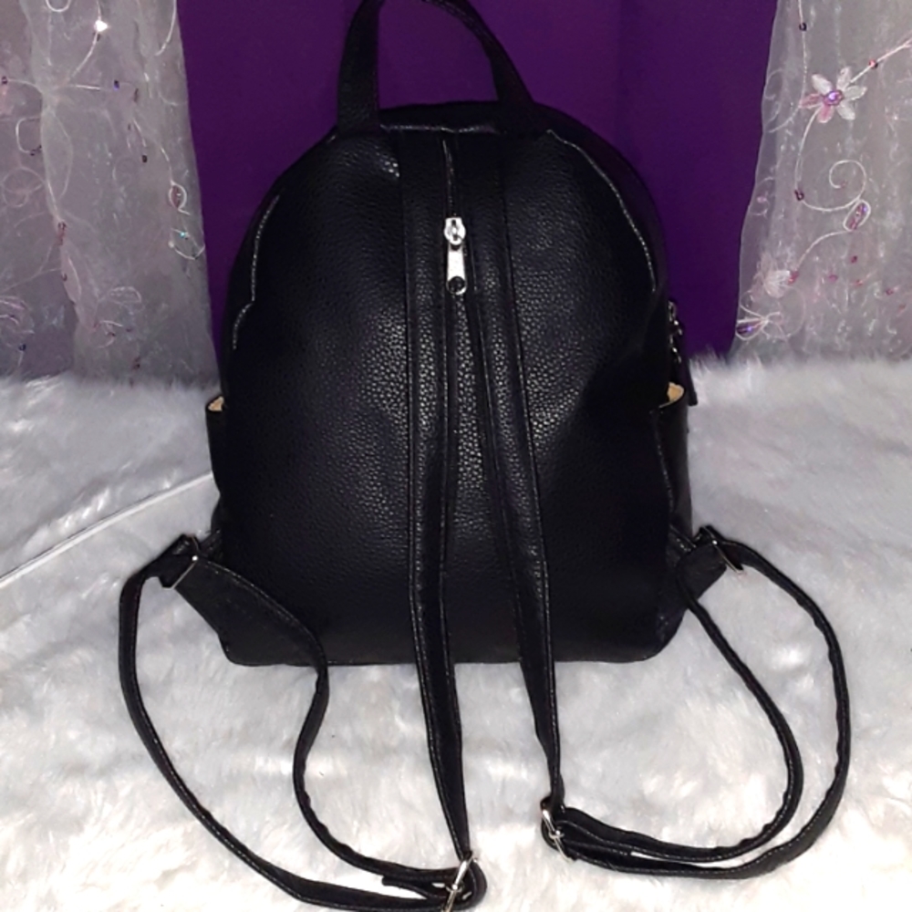 🎒 Medium black backpack - Picture 6 of 9